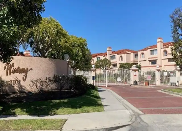 Property at 3101 Plaza del Amo #32, Torrance, CA, 90503, 2 beds, 2.5 baths, [object Object]