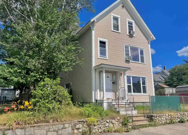 Property at 11 Liberty St Unit 1, Manchester, NH, 03104, 3 beds, 1 bath, [object Object]