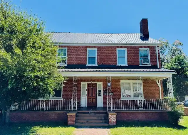 Property at 118 Charles St Unit 4, Lumberton, NC, 28358, 1 bed, 1 bath, [object Object]