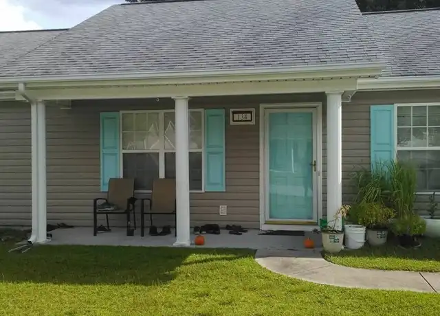 Property at 134 Corinth Dr, New Bern, NC, 28562, 3 beds, 2 baths, [object Object]