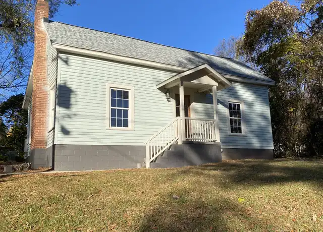 Property at 333 E Catawba Ave, Mooresville, NC, 28115, 2 beds, 1 bath, [object Object]