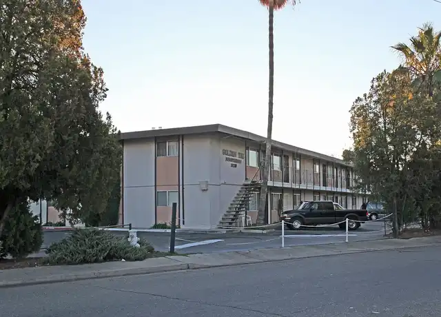 Property at Golden Tee Apartments - 3120 Howe Ave, Sacramento, CA, 95821, 1 bed, 1 bath, [object Object]