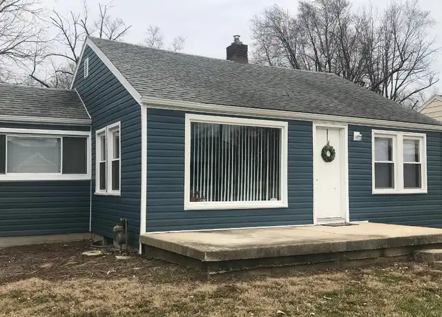 Property at 1636 N New York Ave Unit 1, Muncie, IN, 47304, 4 beds, 2 baths, [object Object]