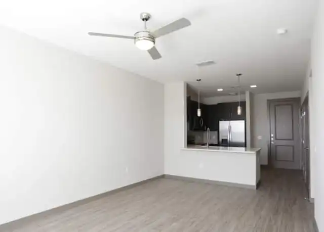 Property at 1111 Durham Dr Unit 1002, Houston, TX, 77007, 1 bed, 1 bath, [object Object]