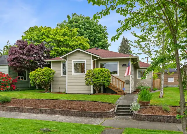 Property at 2411 Rainier Ave, Everett, WA, 98201, 3 beds, 2 baths, [object Object]