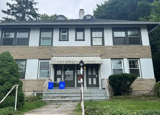 Property at 1722 W Market St Unit 3, Bethlehem, PA, 18018, 1 bed, 1 bath, [object Object]