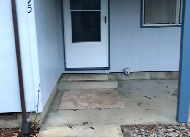 Property at 595 NW Oak Ave, Corvallis, OR, 97330, 3 beds, 1 bath, [object Object]