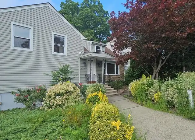 Property at 679 Greeley Ave Unit 2nd Floor, Fairview, NJ, 07022, 3 beds, 3 baths, [object Object]