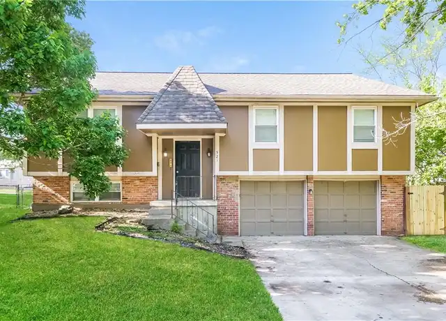 Property at 521 Trevis Ave, Belton, MO, 64012, 3 beds, 1.5 baths, [object Object]