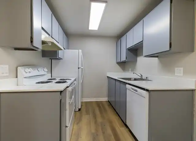 Property at The Village of Shiloh - 1926 W Casino Rd, Everett, WA, 98204, 1 bed, 1 bath, [object Object]
