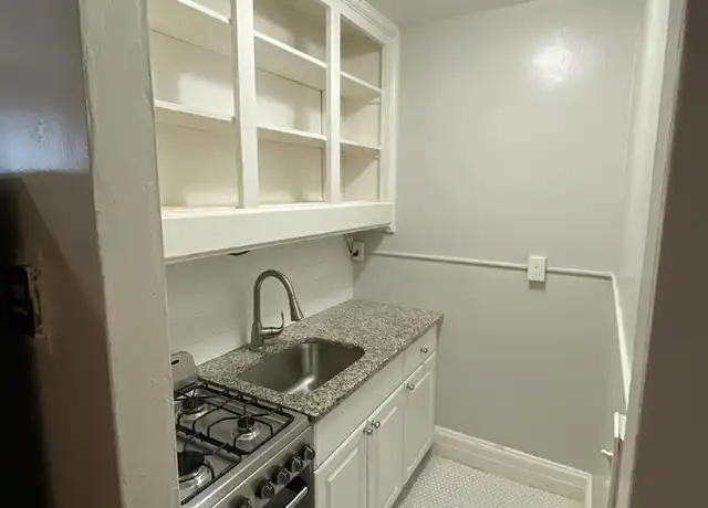 Property at 100 Howe St Unit 108, New Haven, CT, 06511, 0 beds, 1 bath, [object Object]