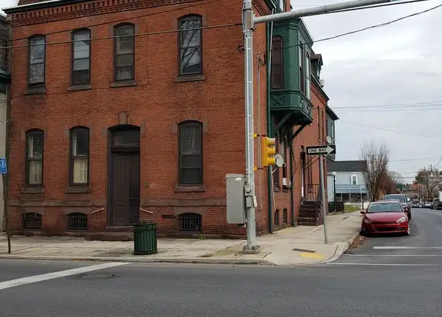 Property at 280 S Main St Apt 5, Chambersburg, PA, 17201, 2 beds, 1 bath, [object Object]