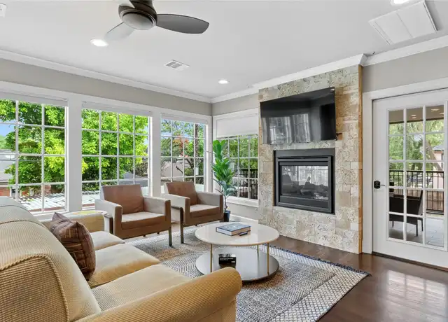 Property at 2240 Bissonnet St, Houston, TX, 77005, 2 beds, 1 bath, [object Object]