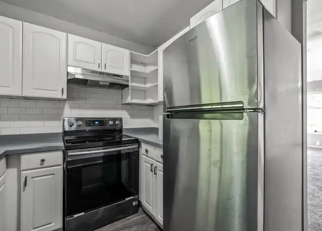 Property at 31681 Hoover Rd Unit 2, Warren, MI, 48093, 2 beds, 1 bath, [object Object]