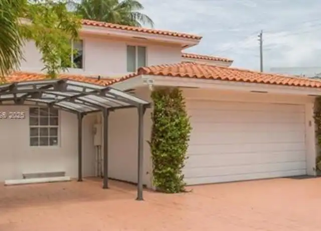 Property at 700 W 47th St, Miami Beach, FL, 33140, 4 beds, 3 baths, [object Object]