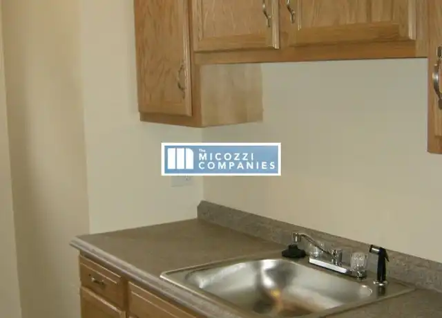 Property at 46 Elm St, Worcester, MA, 01609, 1 bed, 1 bath, [object Object]
