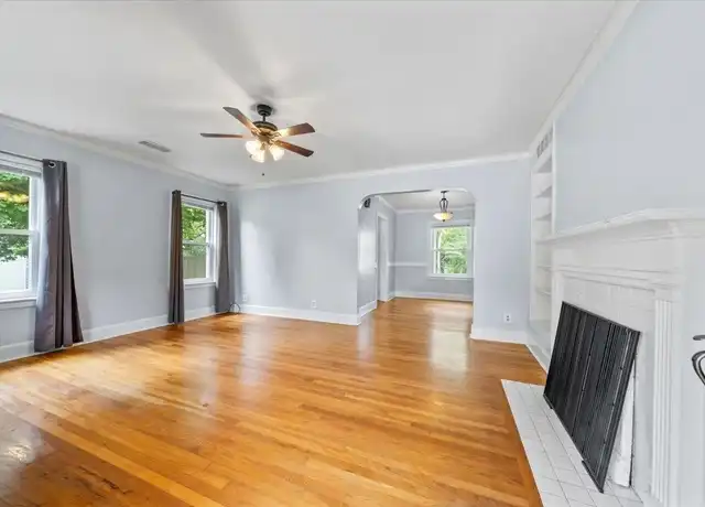 Property at 2544 Madison Ave, Memphis, TN, 38112, 2 beds, 1 bath, [object Object]