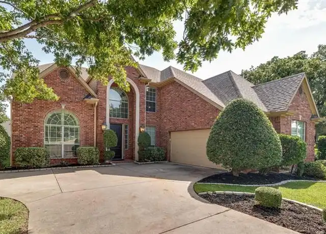 Property at 18 Greenleaf Dr, Roanoke, TX, 76262, 4 beds, 2.5 baths, [object Object]