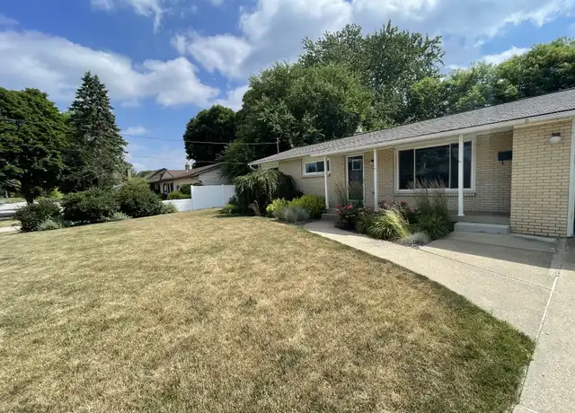 Property at 252 Edison Park Ave NW, Grand Rapids, MI, 49504, 3 beds, 2.5 baths, [object Object]