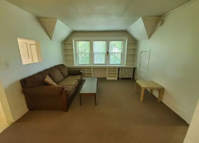 Property at 527 E Buffalo St Unit 4, Ithaca, NY, 14850, 1 bed, 1 bath, [object Object]