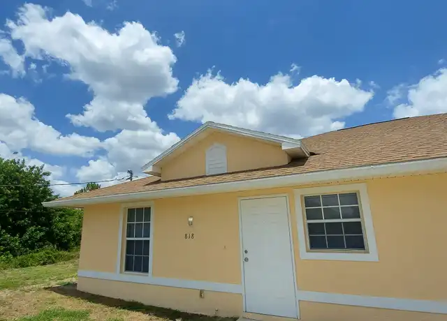 Property at 818 W 12th St, Lehigh Acres, FL, 33972, 2 beds, 2 baths, [object Object]