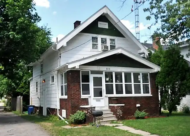 Property at 815 Woodward Ave, Toledo, OH, 43608, 3 beds, 1 bath, [object Object]