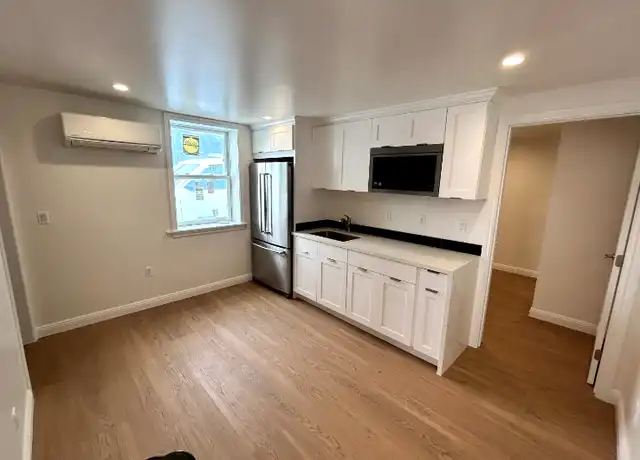 Property at 130 Sagamore St Unit 130, San Francisco, CA, 94112, 1 bed, 1 bath, [object Object]
