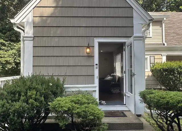 Property at 712 Plymouth St Unit A, Whitman, MA, 02382, 1 bed, 1 bath, [object Object]