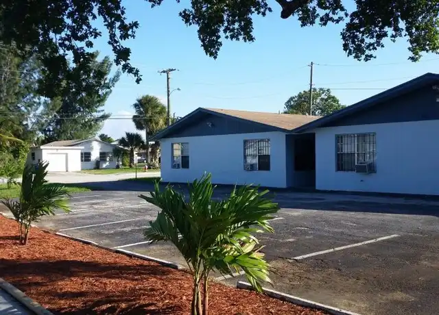 Property at 901 W 37th St Unit C, Riviera Beach, FL, 33404, 3 beds, 1 bath, [object Object]