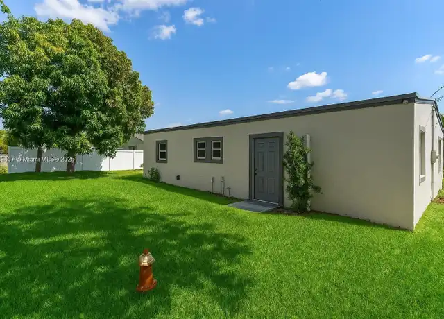 Property at 607 SW 3rd St Unit 1, Delray Beach, FL, 33444, 2 beds, 2 baths, [object Object]