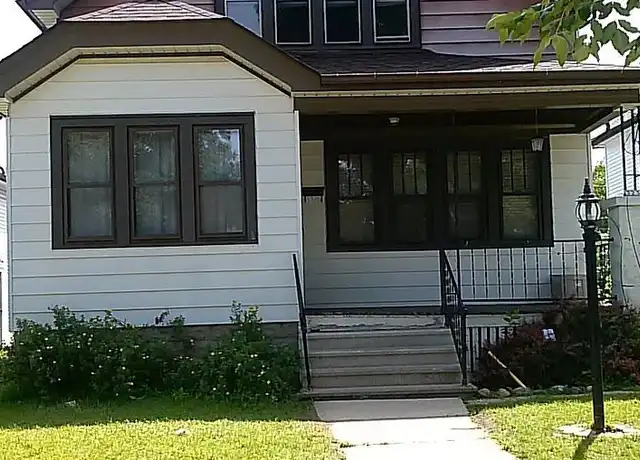 Property at 3238 S 7th St, Milwaukee, WI, 53215, 2 beds, 1 bath, [object Object]
