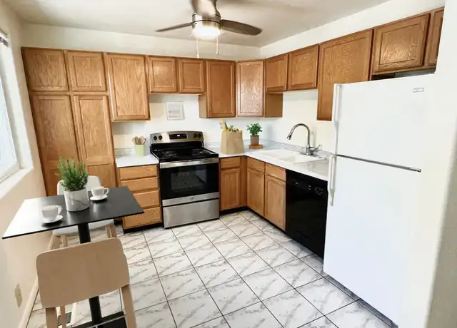 Property at 778 N 300 W Unit 10, Salt Lake City, UT, 84103, 1 bed, 1 bath, [object Object]