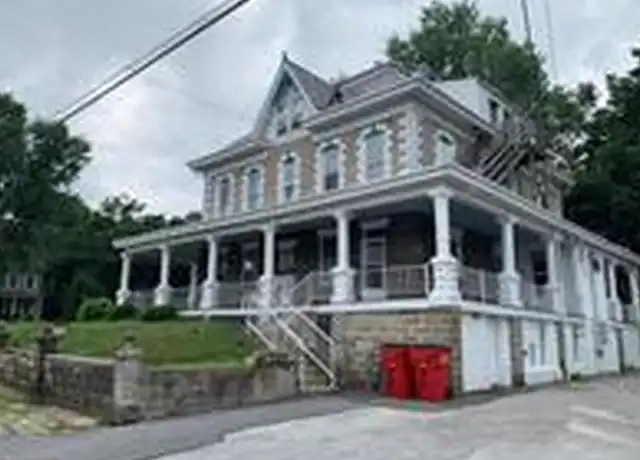 Property at 1301 Virginia Ave Unit 3, Hagerstown, MD, 21740, 1 bed, 1 bath, [object Object]
