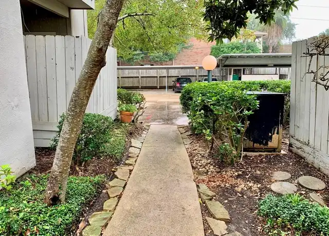 Property at 7900 N Stadium Dr #117, Houston, TX, 77030, 1 bed, 1 bath, [object Object]