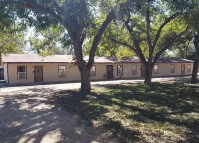 Property at 1705 21st St Unit B3, Hondo, TX, 78861, 2 beds, 1 bath, [object Object]