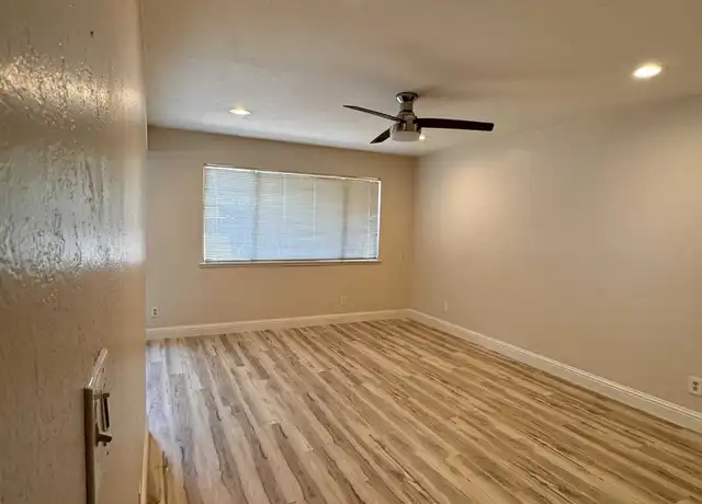 Property at 4717 N Cedar Ave #104, Fresno, CA, 93726, 3 beds, 2 baths, [object Object]