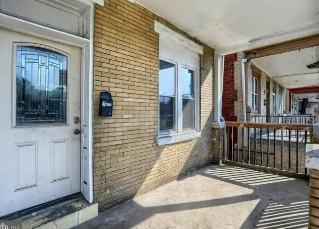 Property at 1418 State St Unit 2, Harrisburg, PA, 17103, 4 beds, 2 baths, [object Object]