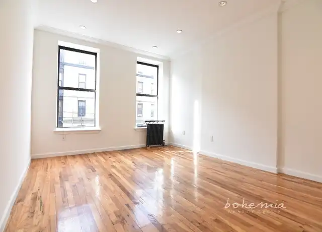 Property at 141 W 113th St Unit 4A, New York, NY, 10026, 2 beds, 1 bath, [object Object]
