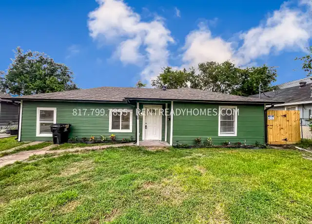 Property at 4430 Phlox St Unit 1, Houston, TX, 77051, 3 beds, 1 bath, [object Object]