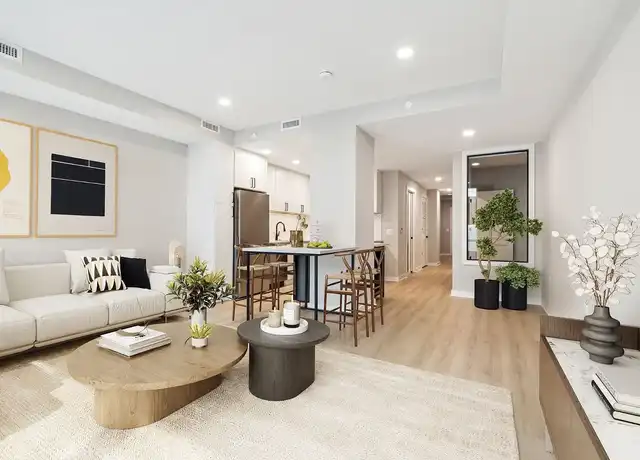 Property at Elle - 1111 20th St NW, Washington, DC, 20526, 1 bed, 2 baths, [object Object]