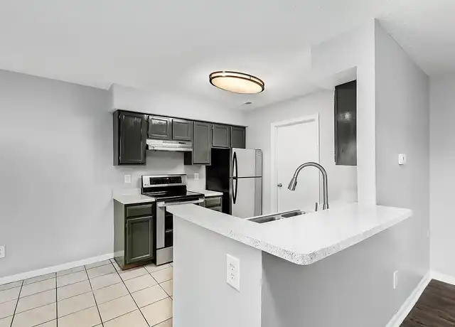 Property at Edgemont Village - 5580 Leigh Run Ct, Columbus, OH, 43228, 2 beds, 1 bath, [object Object]