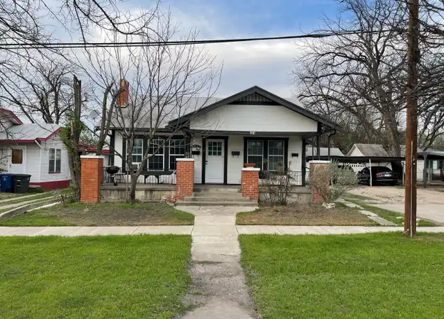 Property at 1615 N Interstate 35, San Antonio, TX, 78208, 1 bed, 1 bath, [object Object]