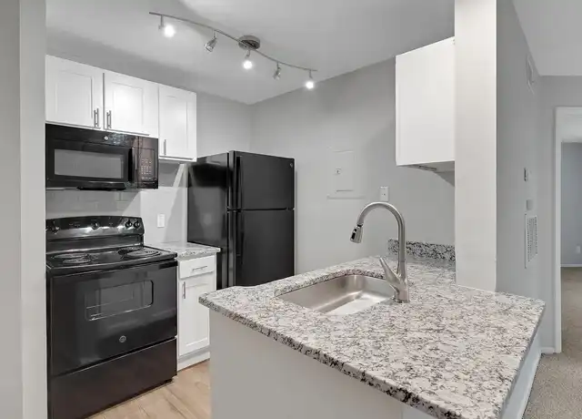 Property at The Pines - 1700 Charleston Pl Ln, Charlotte, NC, 28212, 1 bed, 1 bath, [object Object]