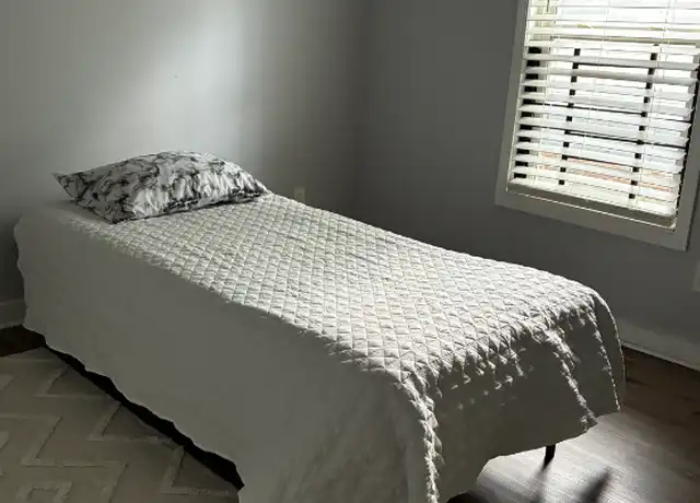 Property at 2996 1st Ave SW Unit 3, Atlanta, GA, 30315, 1 bed, 1 bath, [object Object]