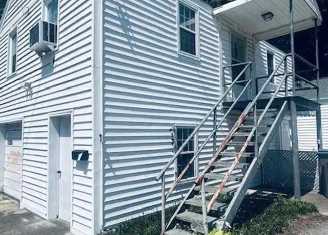 Property at 1904 N McMillan Ave, Lumberton, NC, 28358, 1 bed, 1 bath, [object Object]