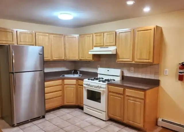 Property at 4519 Cottage Pl Unit 3, Union City, NJ, 07087, 1 bed, 1 bath, [object Object]