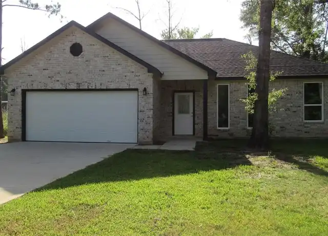 Property at 167 W Cattle Dr, Onalaska, TX, 77360, 3 beds, 2 baths, [object Object]