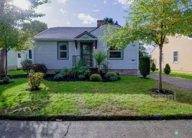 Property at 807 W 21st St, Vancouver, WA, 98660, 2 beds, 1 bath, [object Object]