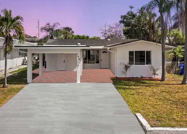 Property at 104 SE 10th Ave, Pompano Beach, FL, 33060, 3 beds, 2 baths, [object Object]
