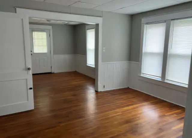 Property at 1116 Virginia Ave, Bristol, TN, 37620, 3 beds, 2 baths, [object Object]